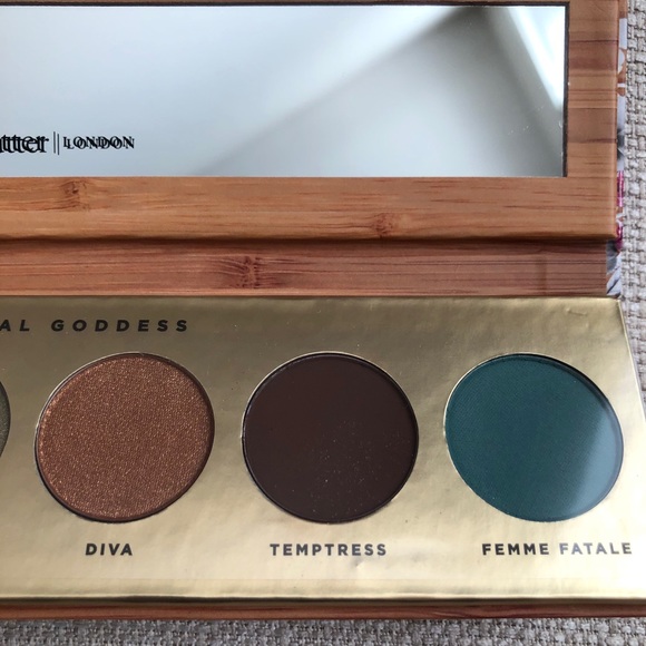 Butter London Natural Goddess Eyeshadow Palette - Picture 5 of 5
